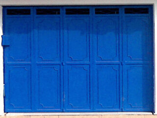 Pintu Garasi Besi